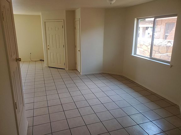 5th image of 9339 Carranza Dr