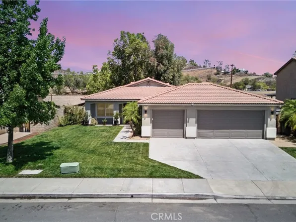 23885 Cheyenne Canyon Dr, Menifee, CA 92587