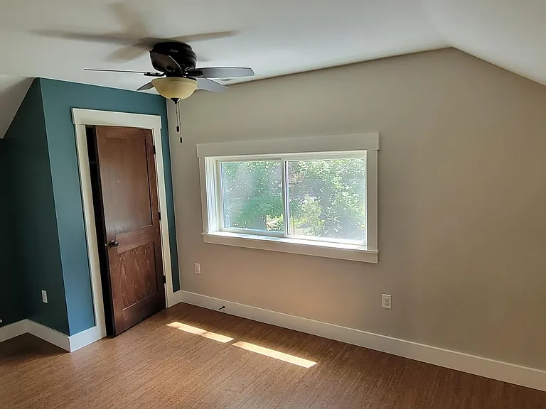 1027 Keokuk St — Photo 5
