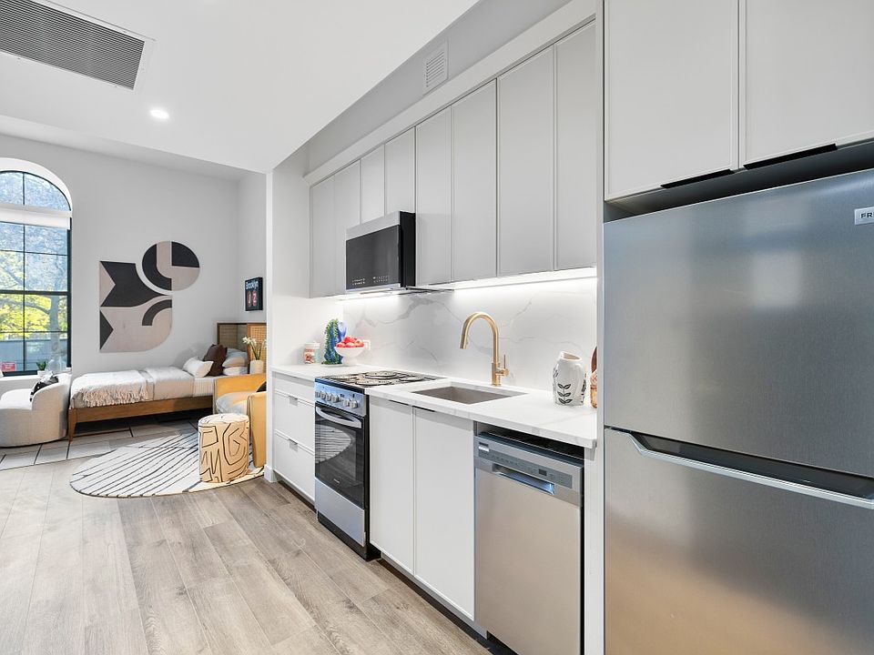 1st image of 788 Willoughby Ave #429
