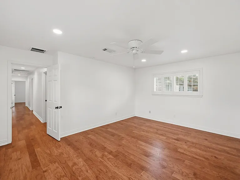 6131 Yarwell Dr — Photo 28
