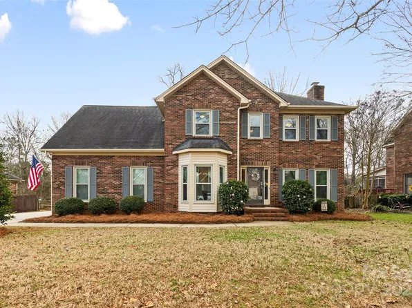 1138 Millwright Ln, Matthews, NC 28104