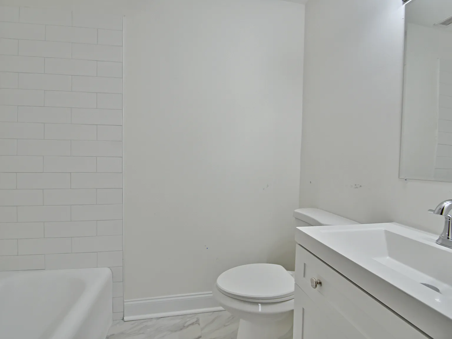 2 bed, 1200 sqft, $1,750 — Photo 4
