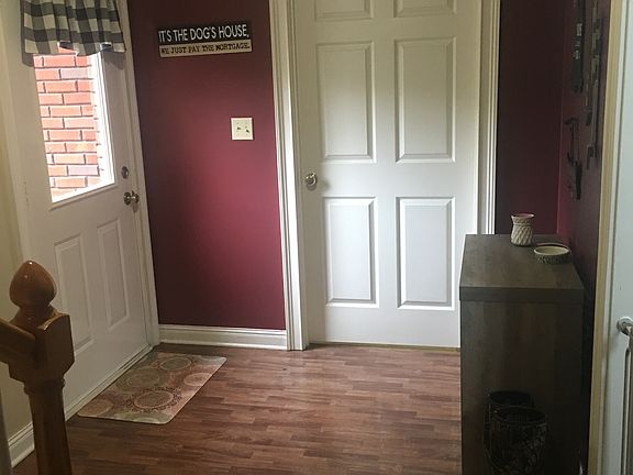 2nd image of 420 River Oaks Dr