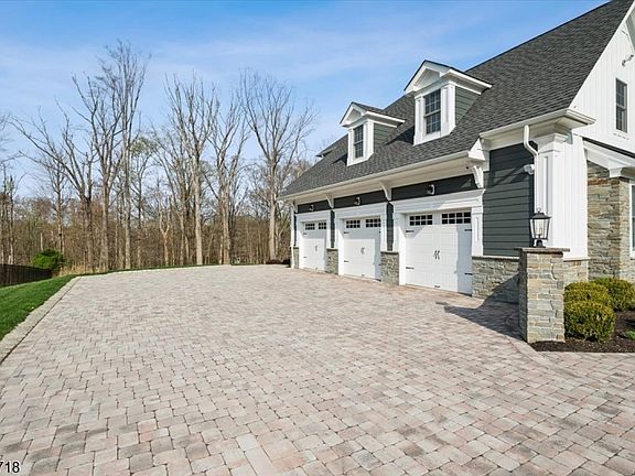 2nd image of 17 COUNTRYSIDE LANE
