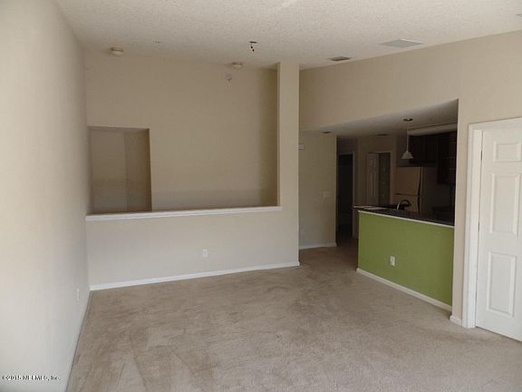 3rd image of 7055 Deer Lodge Cir Unit 107