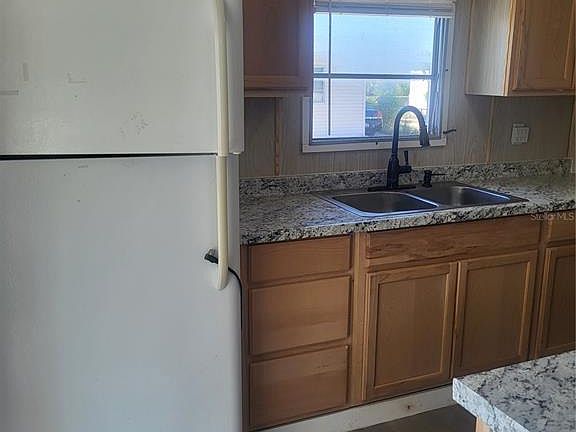 5th image of 6580 SEMINOLE BOULEVARD N #301A