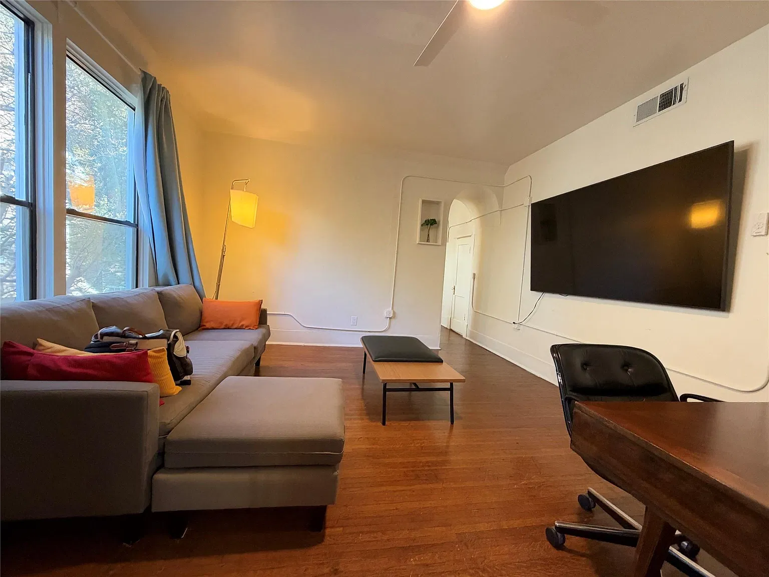 2 bed, 3.5 bath, 165 sqft, $2,450 — Photo 4