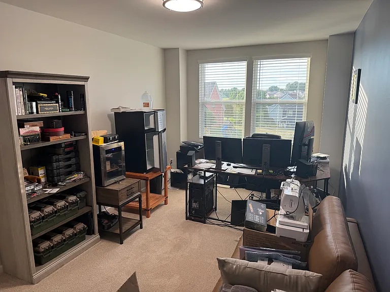 4th Bedroom (or office)