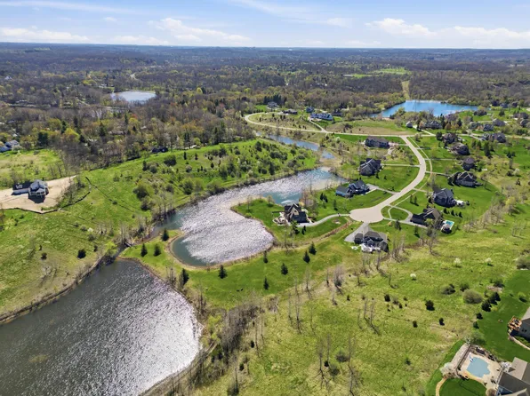 4596 Lake Vista Dr, Dexter, MI 48130