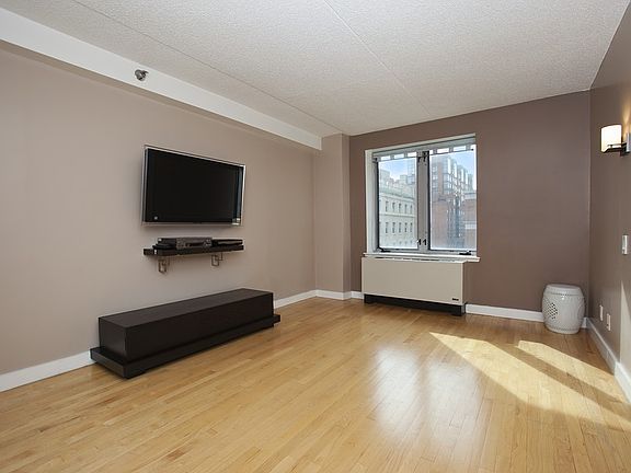 3rd image of 53 Boerum Pl APT 7F