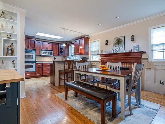 5th image of 4757 Woodley Dr