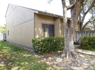 521 NE 210th Ter #0, Miami, FL 33179