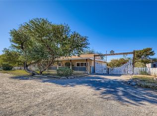 1233 Comstock Dr, Las Vegas, NV 89106