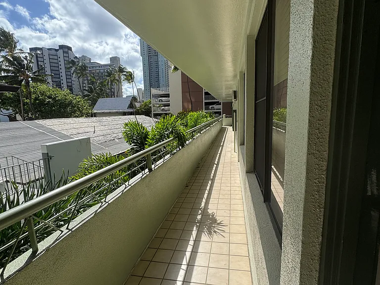 447 Nahua St #305 — Photo 2
