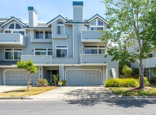 2023 Stonefield Ln, Santa Rosa, CA 95403