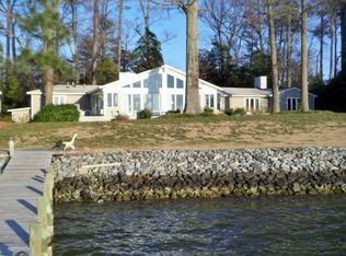 723 Stove Point Rd, Deltaville, VA 23043