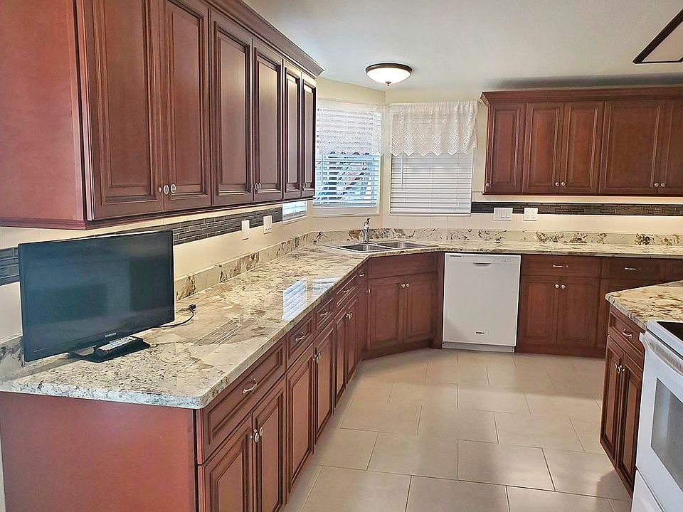 1st image of 19608 Woodfield Cir #119