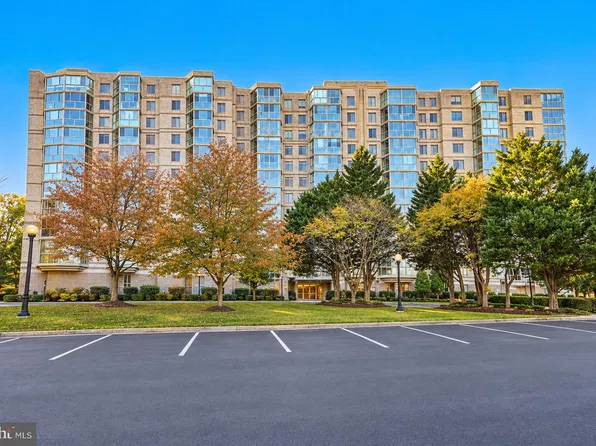 19385 Cypress Ridge Ter Unit 1016, Leesburg, VA 20176