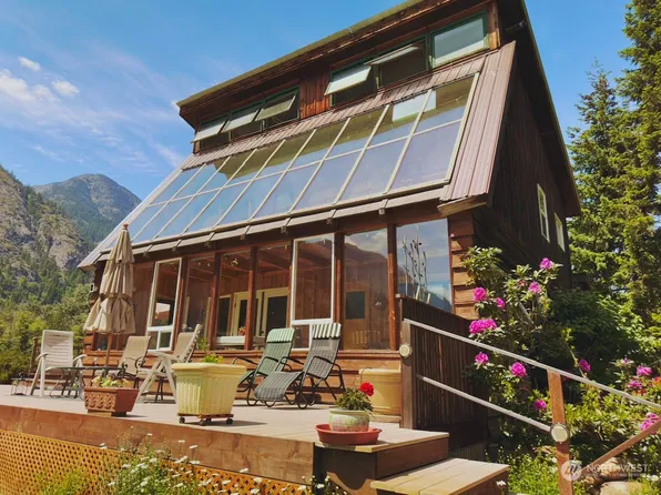 10 Silver Bay Road, Stehekin, WA 98852