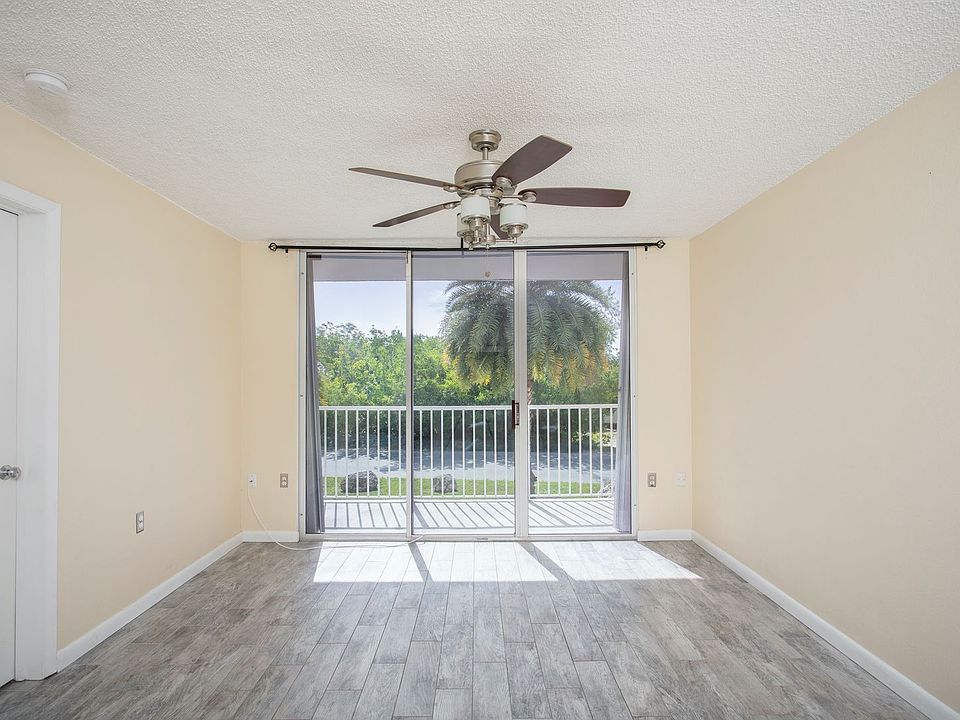 1st image of 3930 S Roosevelt Blvd #E112