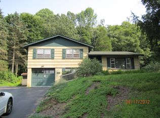 62 Lenape Rd, Andover, NJ 07821