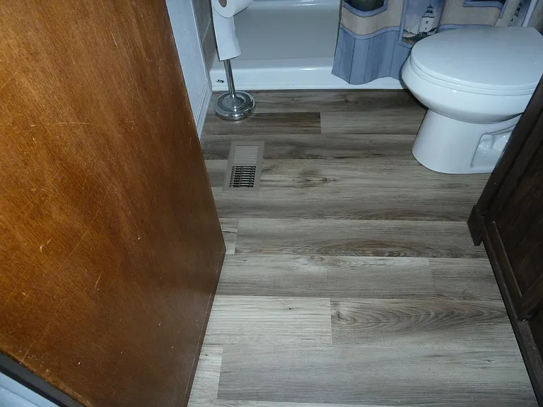 2209 Ivanhoe Dr — Photo 17