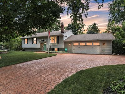 739 Los Arboles Dr, Wolverine Lake, MI, 48390