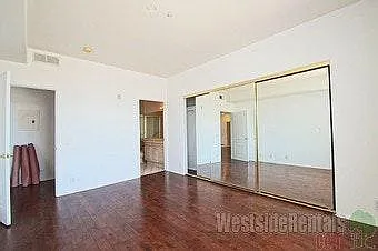 8349 Blackburn Ave #302 — Photo 17
