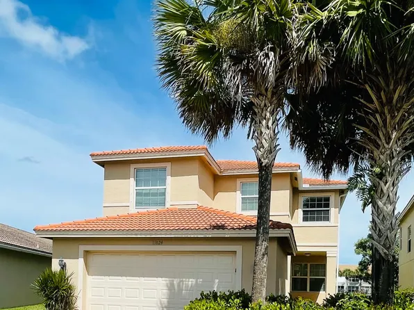 11024 Yellow Poplar Dr, Fort Myers, FL 33913