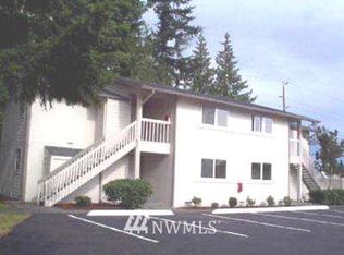 9106 1st Pl NE #7-4, Everett, WA