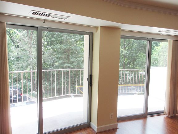 5th image of 9039 Sligo Creek Pkwy APT 106