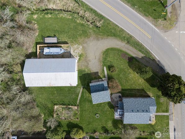 808 Spruce Street E, Ilwaco, WA 98624