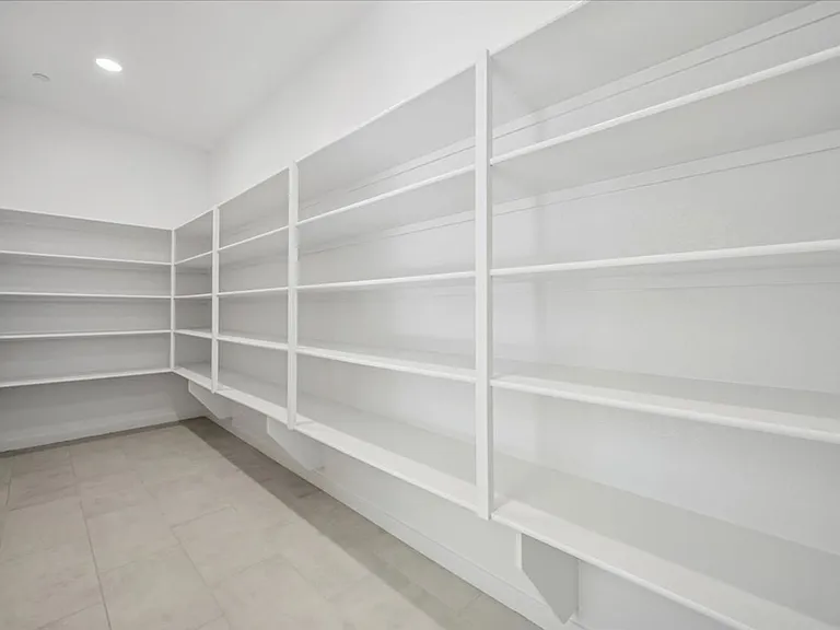 311 Mount Tyndall St — Photo 19