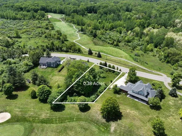 19529 Kluver Rd, New Buffalo, MI 49117