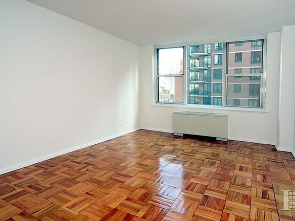 4th image of 250 E 65th St APT 9G
