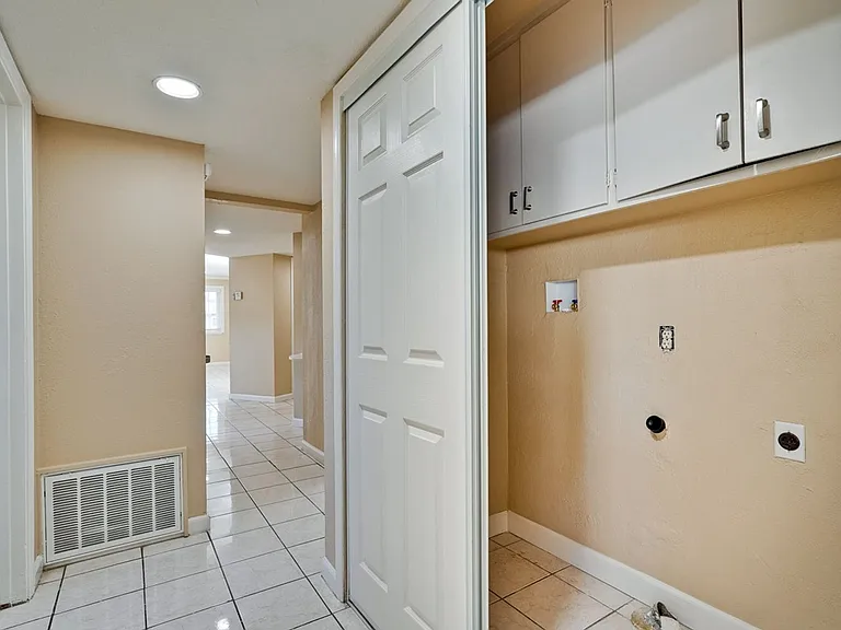 1893 Stardust Ct — Photo 44