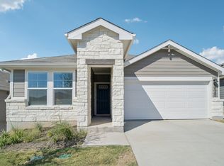 5020 Hazelnut Ln, Del Valle, TX 78617