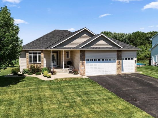 10720 49th Ct NE, Albertville, MN 55301