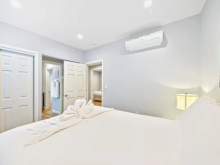 1320 W Balboa Blvd #A — Photo 9