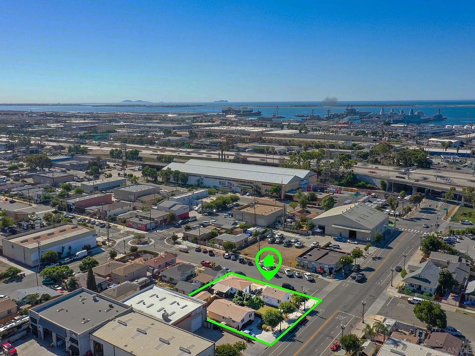 1st image of 326 Civic Center Dr