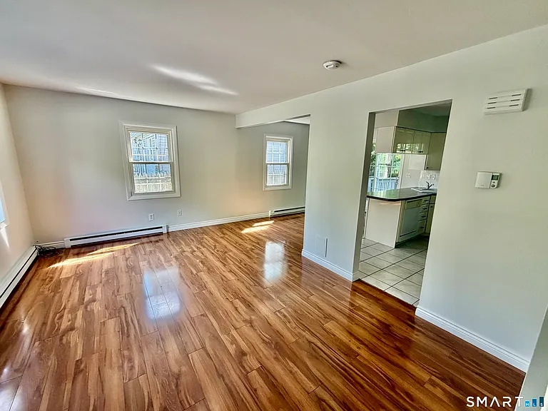 15 Juniper Rd — Photo 5