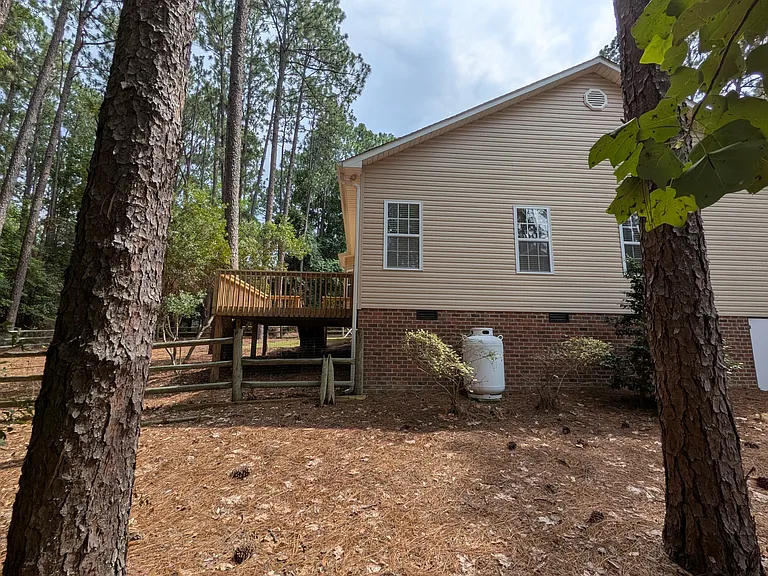 475 Crestview Rd — Photo 35