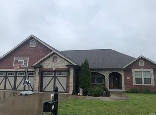 712 Lakeview Xing, Cape Girardeau, MO 63701