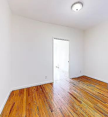 2nd image of 285 W 147th St #3FL4