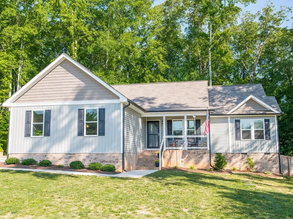 72 Tillburg Ln, Hurdle Mills, NC 27541