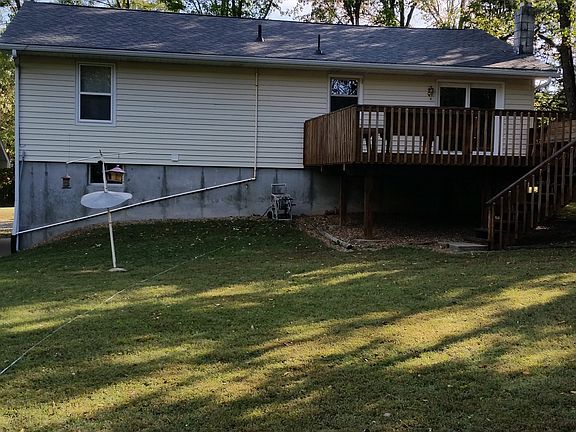 Rear view with 20x20 deck