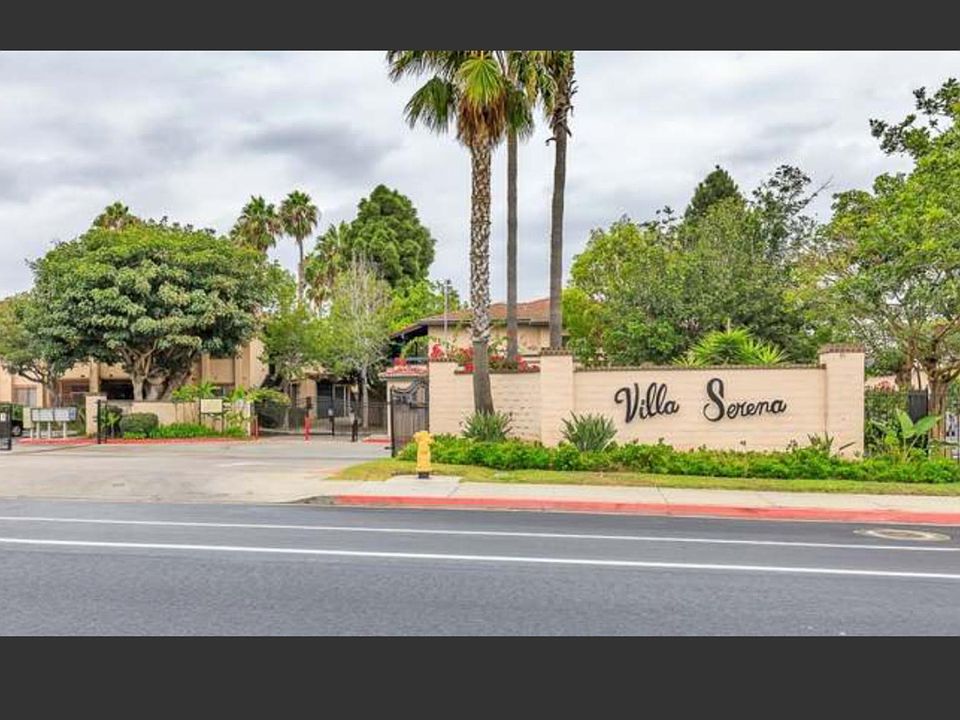 1st image of 855 W San Ysidro Blvd APT 2
