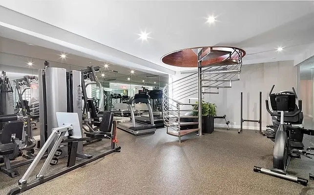 Rented by Compass | media 13