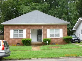 215 W Grand Ave, Jackson, TN 38301